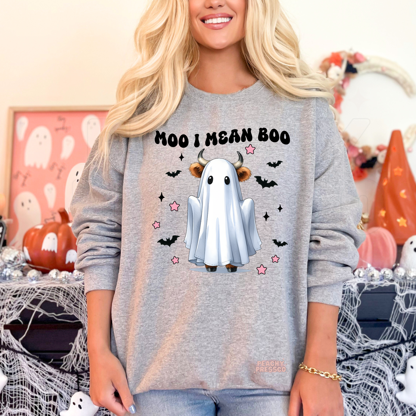 Moo I Mean Boo Funny Cow Ghost Sweatshirt – Cute Halloween Crewneck, Apparel