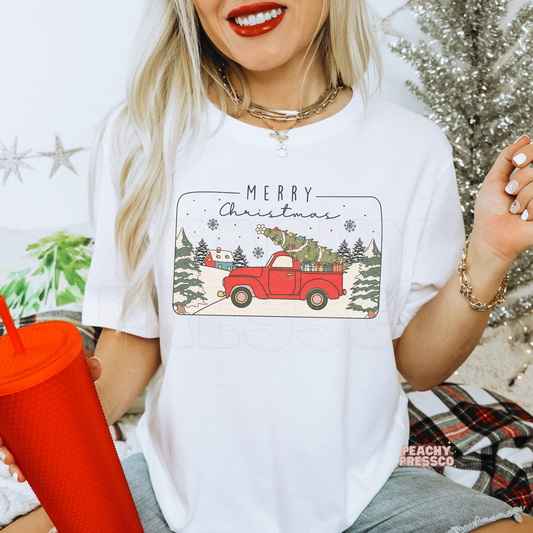 Vintage Red Truck Merry Christmas T-Shirt – Classic Holiday Apparel