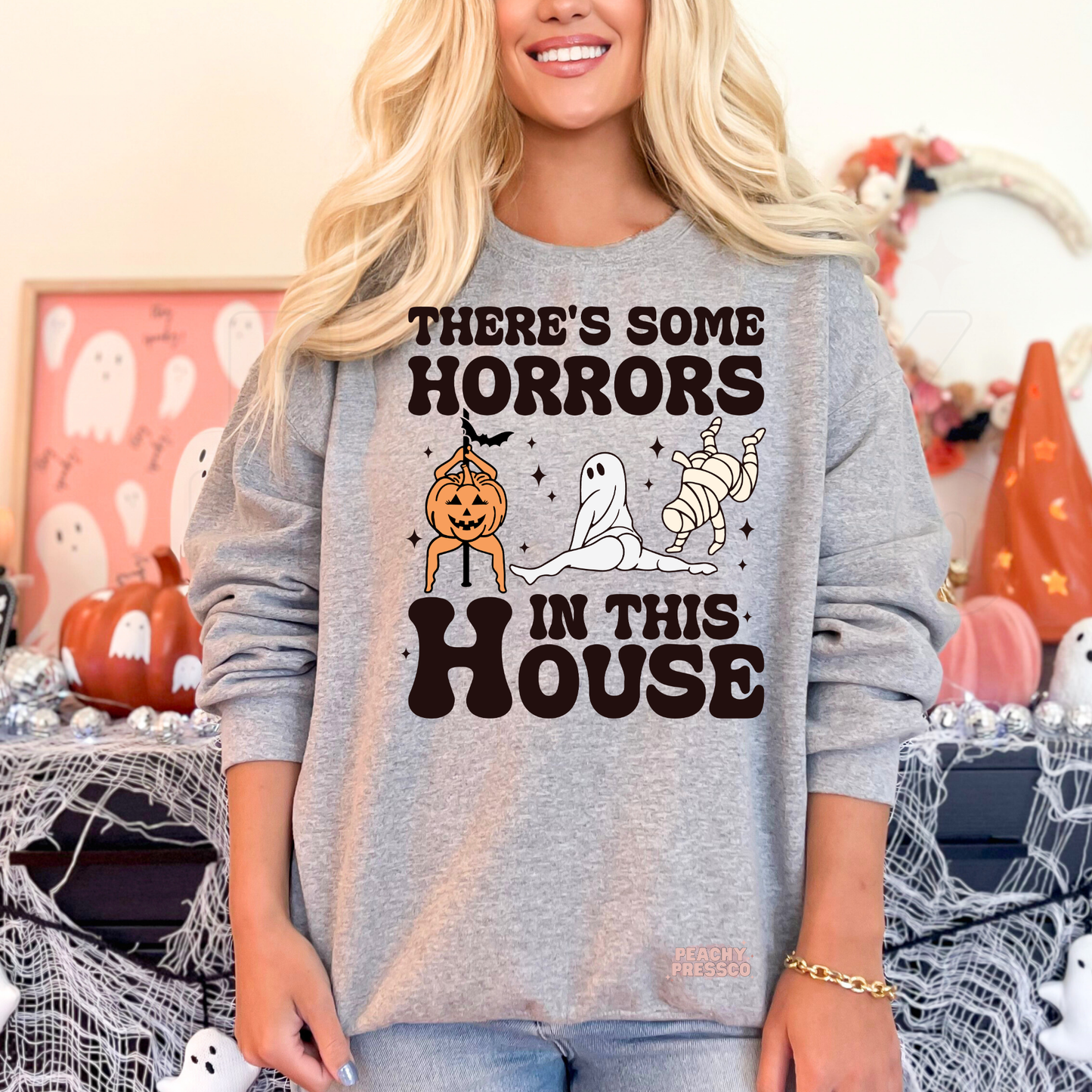 Funny There's Some Horrors In This House Halloween Graphic Shirt | Pumpkin, Ghost & Mummy Apparel