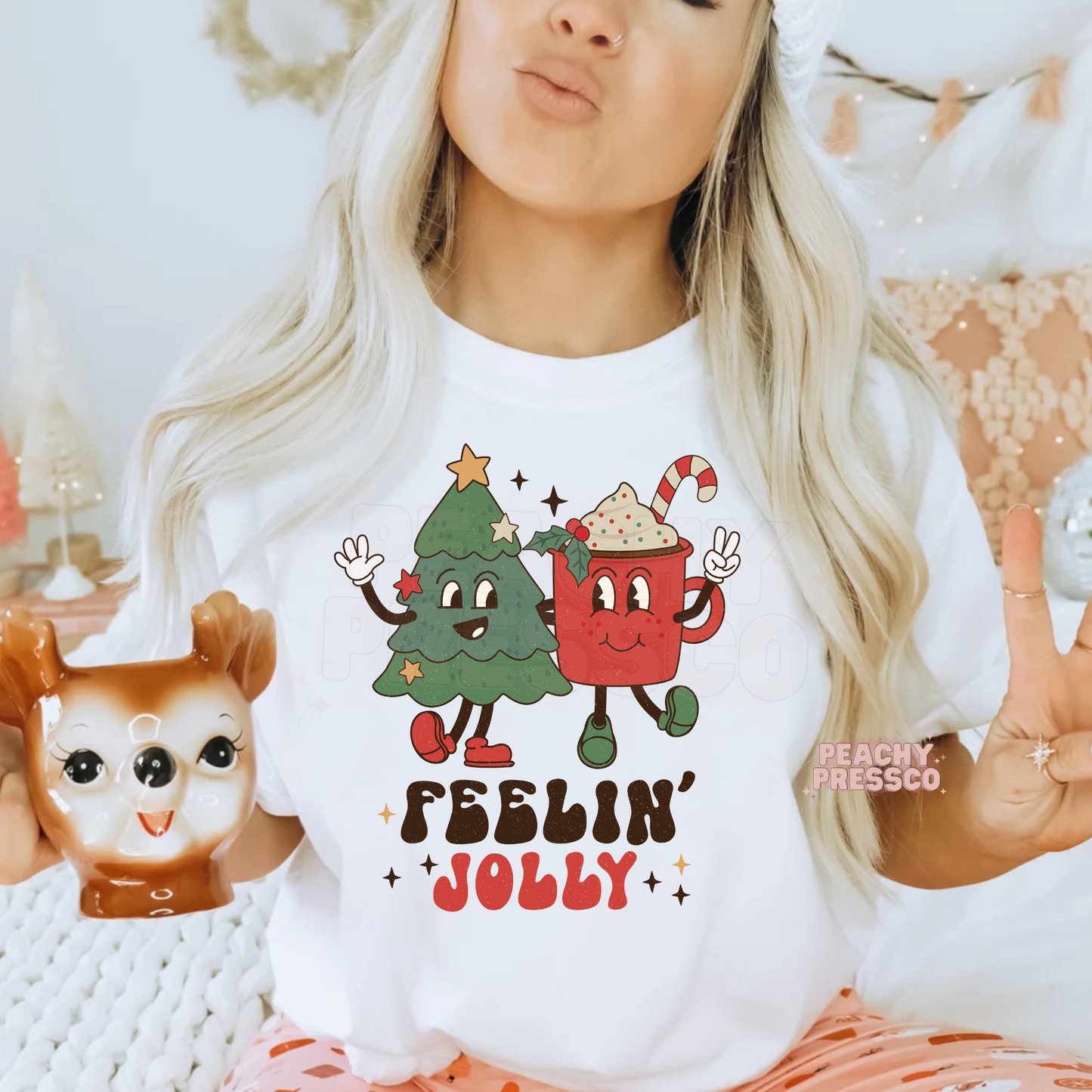 Feelin’ Jolly Christmas T-Shirt – Cute Tree & Cocoa Cup Holiday Apparel