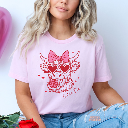 Cute Highland Cow Sweatshirt – Girly Cutie Pie Valentine’s Day Apparel