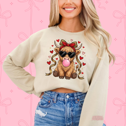 Cute Highland Cow Sweatshirt | Heart Glasses Bubblegum, Valentine’s Day Apparel