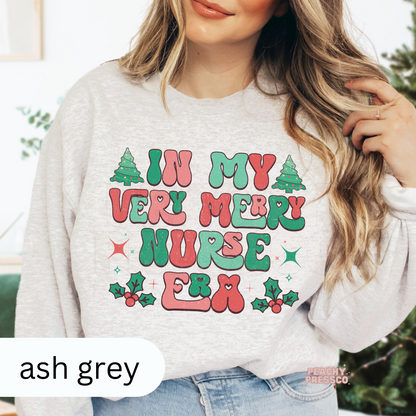 Very Merry Nurse Era Christmas Sweatshirt – Festive Holiday Gift for Nurses