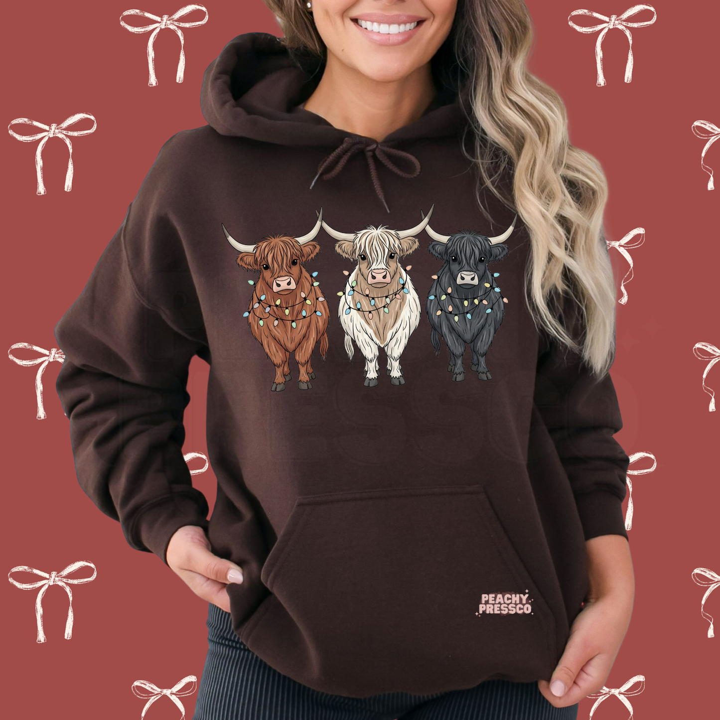 Merry Highland Cow Christmas Sweatshirt – Cute Holiday Farm Vibes Apparel