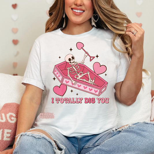 I Totally Dig You Skeleton Valentine's Day T-Shirt – Funny Coffin Love Graphic Apparel