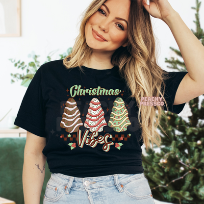 Christmas Vibes Shirt – Cute Holiday Tree Cookie Apparel, Retro Style