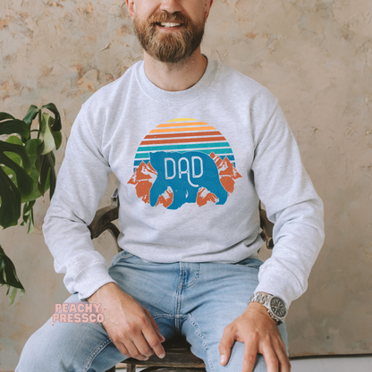 Retro Bear Dad Apparel – Vintage Mountains Father Gift Sweatshirt